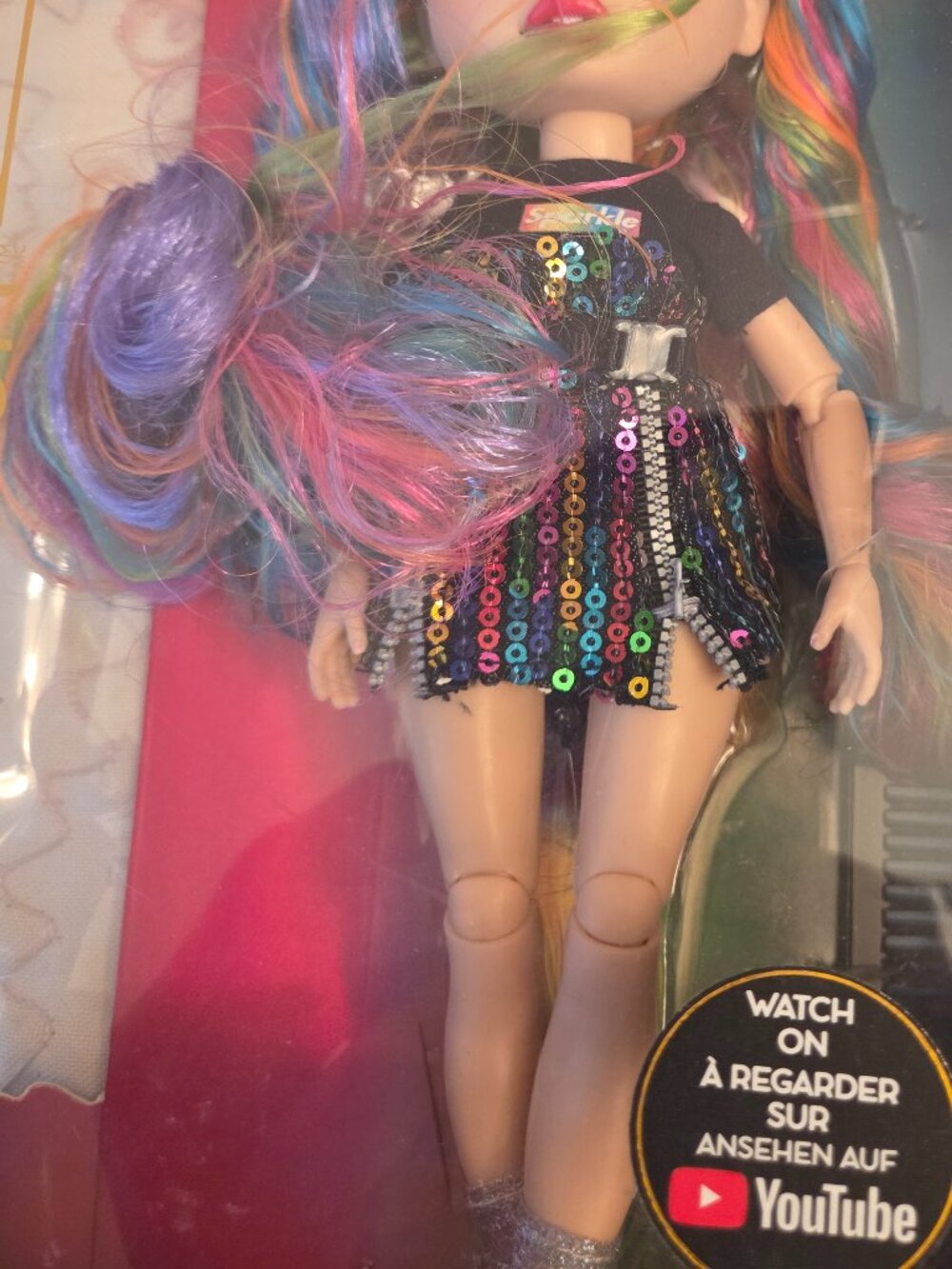 Rainbow High Fashion Doll Amya Raine - Picture 8 of 14